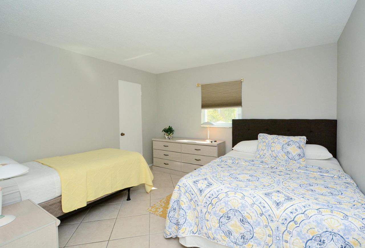 Canal 315 - Right In Siesta Key Village! エクステリア 写真